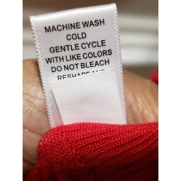 Cable & Gauge Women's Red Solid Rayon Round Neck Long Sleeve Sweater Size XL - Picture 8 of 11